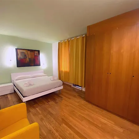 Bed&bikerome Baccanello דירה *